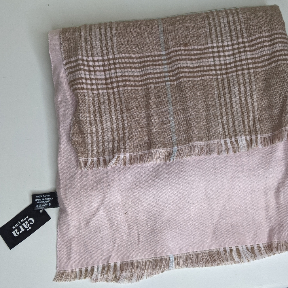 NWT cära scarf pink plaid (O)